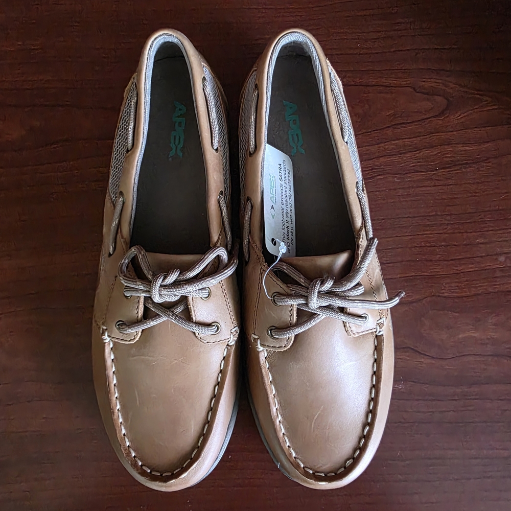 Womens Apex Tan Leather Boat Shoes 10 WIDE